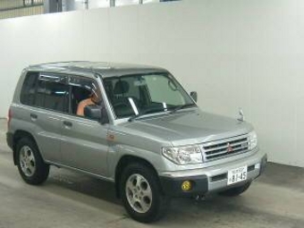 Mitsubishi Pajero iO