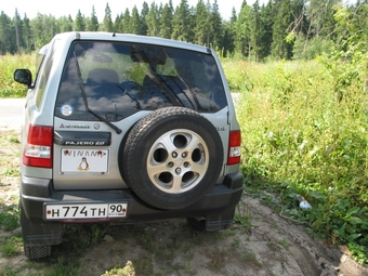 1999 Pajero iO