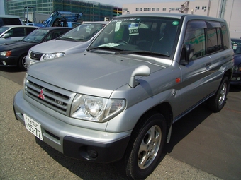 Mitsubishi Pajero iO