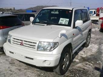 1999 Mitsubishi Pajero iO