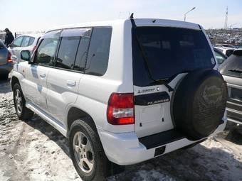 1999 Mitsubishi Pajero iO