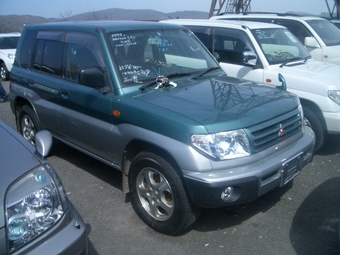 1999 Mitsubishi Pajero iO