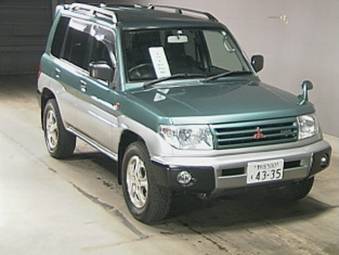 1999 Mitsubishi Pajero iO