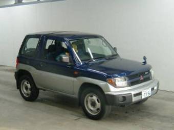 1999 Mitsubishi Pajero iO