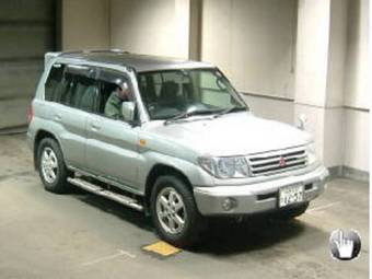 1999 Mitsubishi Pajero iO