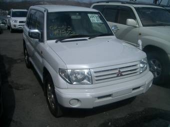 1999 Mitsubishi Pajero iO