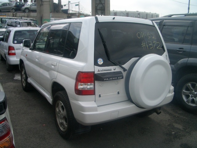 1999 Mitsubishi Pajero iO