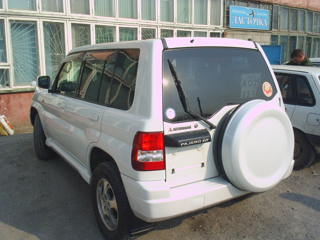 1999 Mitsubishi Pajero iO