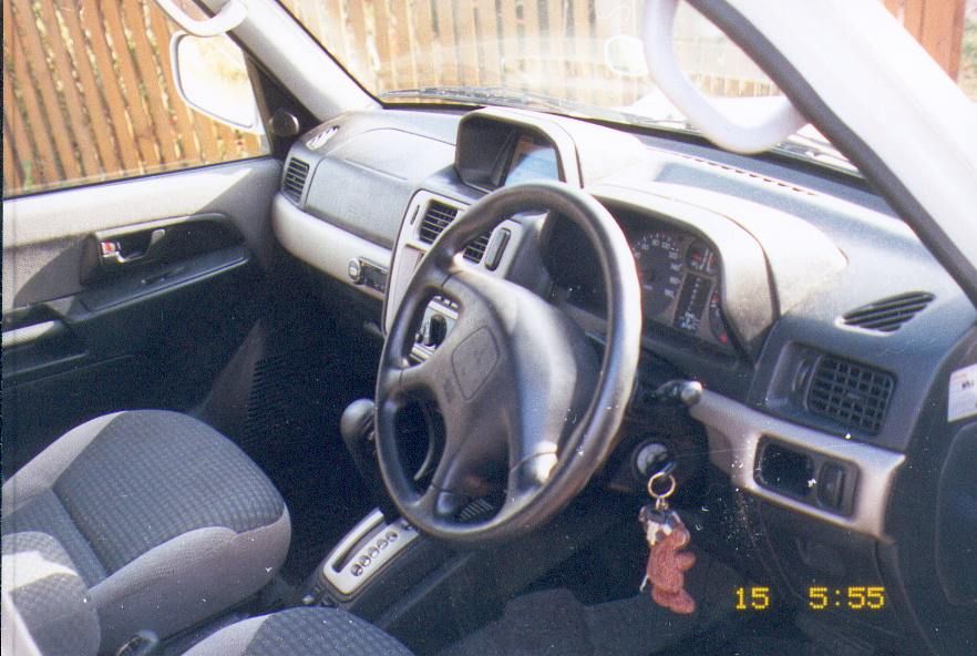 1999 Mitsubishi Pajero iO