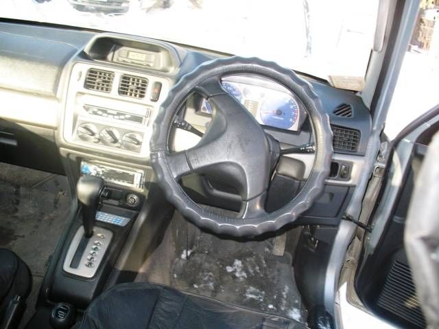 1999 Mitsubishi Pajero iO