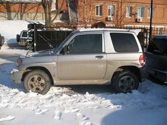 Mitsubishi Pajero iO