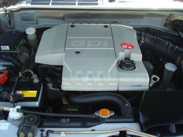 1999 Mitsubishi Pajero iO