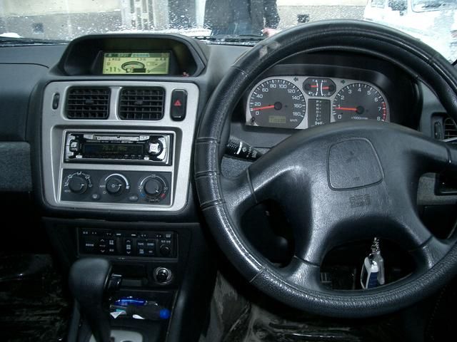 1999 Mitsubishi Pajero iO