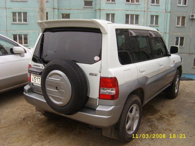 1999 Mitsubishi Pajero iO