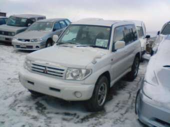 1999 Mitsubishi Pajero iO