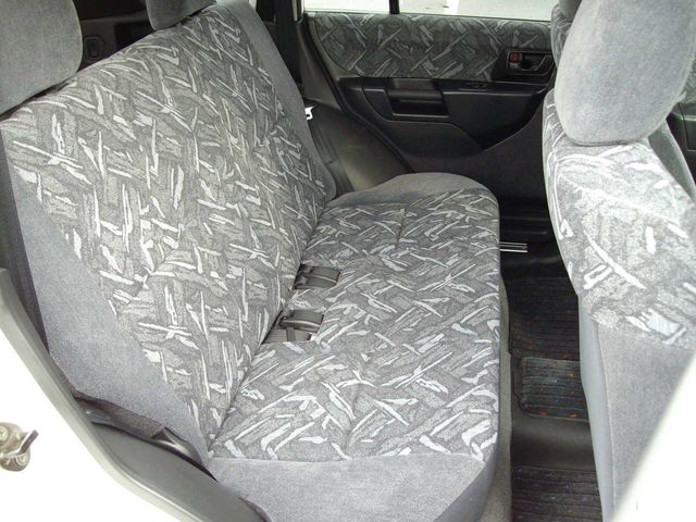 1999 Mitsubishi Pajero iO