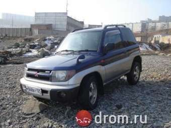 1999 Mitsubishi Pajero iO