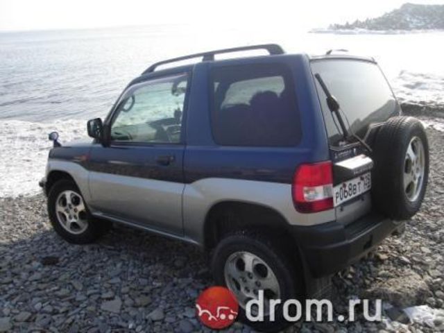 1999 Mitsubishi Pajero iO