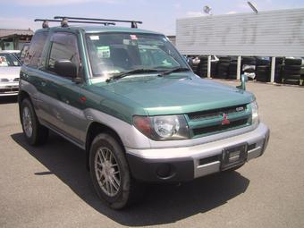 1999 Mitsubishi Pajero iO