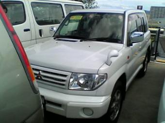 1999 Mitsubishi Pajero iO