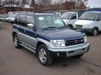 1999 Mitsubishi Pajero iO