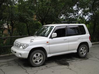 1999 Mitsubishi Pajero iO