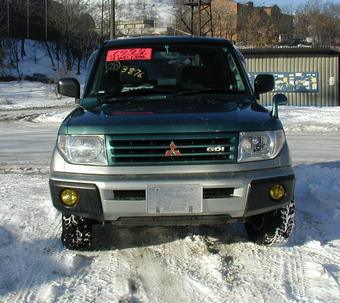 1999 Mitsubishi Pajero iO