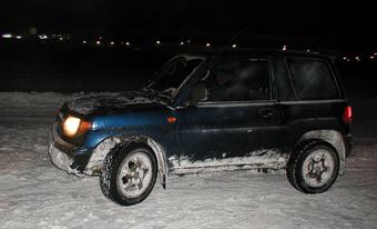 1999 Mitsubishi Pajero iO