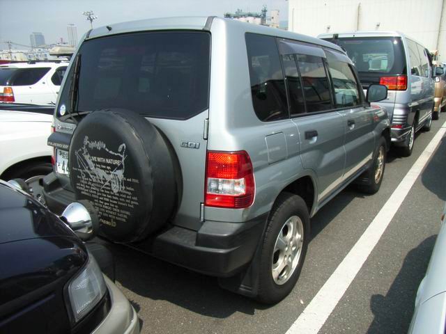 1999 Mitsubishi Pajero iO Pictures