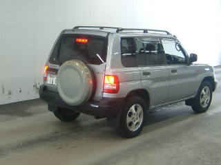 1999 Mitsubishi Pajero iO Images