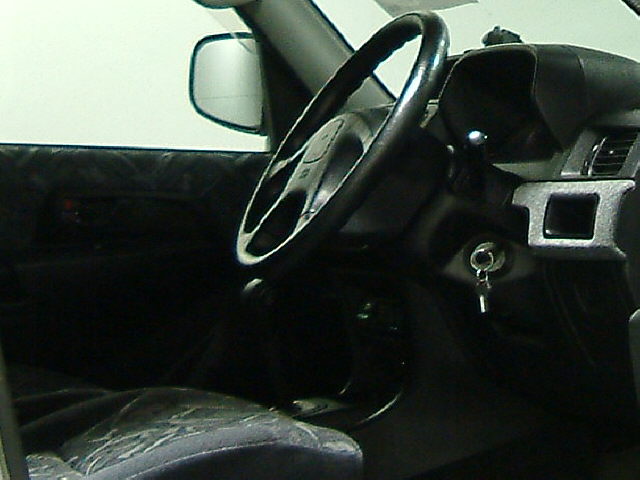 1999 Mitsubishi Pajero iO Pictures