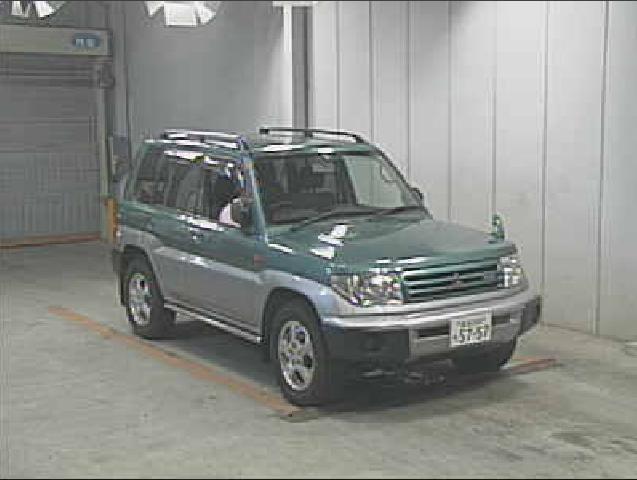 1999 Mitsubishi Pajero iO Photos