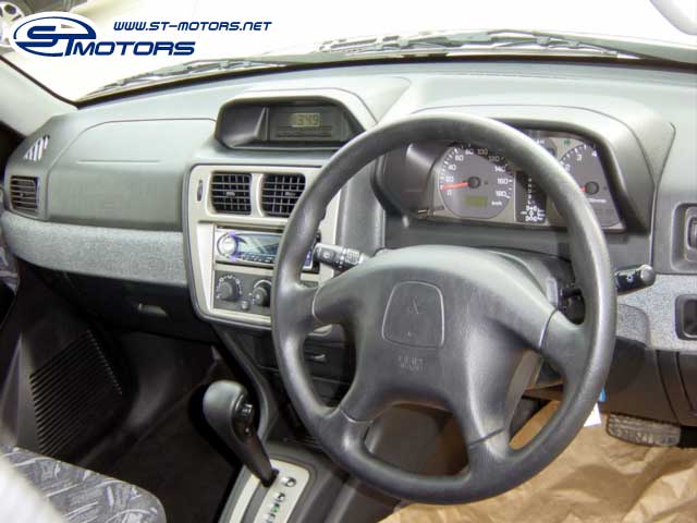 1999 Mitsubishi Pajero iO Photos