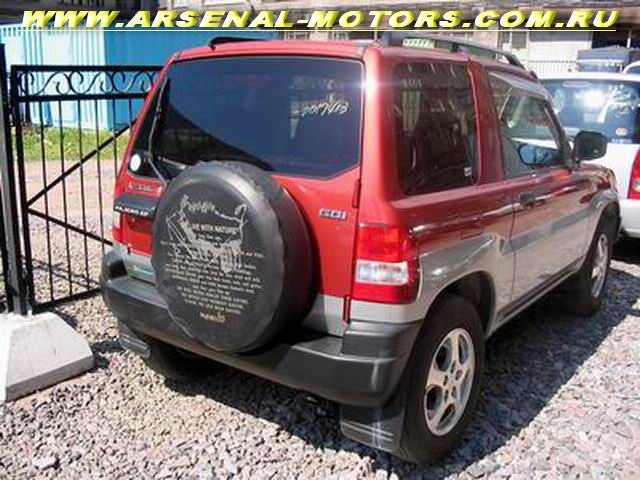 1999 Mitsubishi Pajero iO Pictures