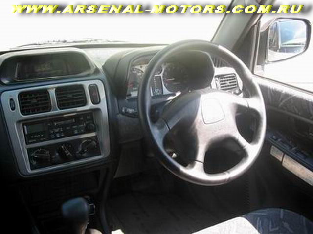 1999 Mitsubishi Pajero iO Pictures