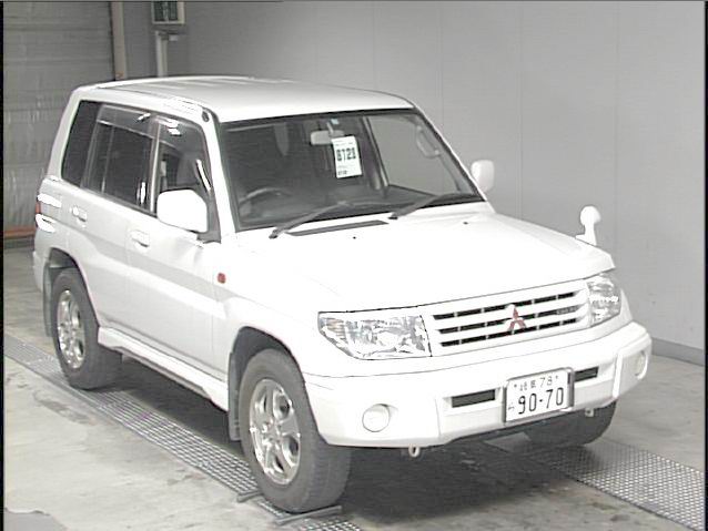 1999 Mitsubishi Pajero iO Photos