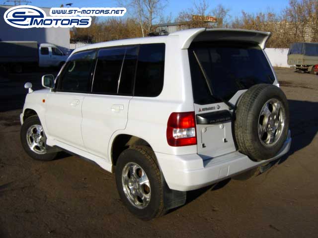 1999 Mitsubishi Pajero iO Wallpapers