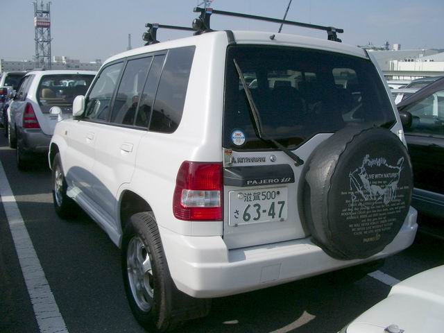 1999 Mitsubishi Pajero iO Wallpapers