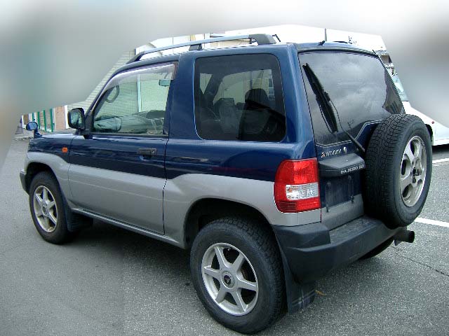 1999 Mitsubishi Pajero iO Photos