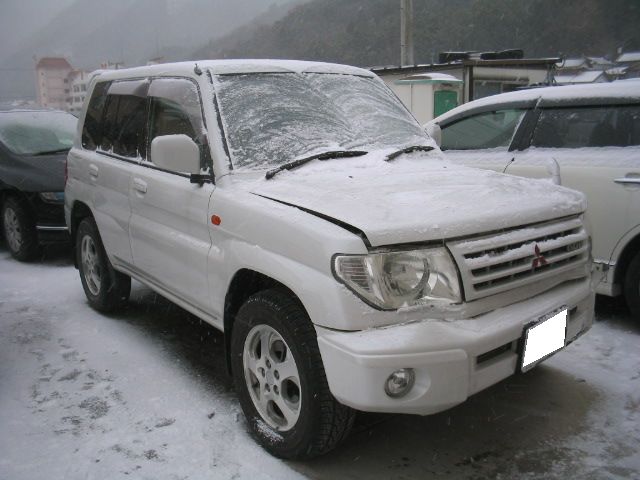 1999 Mitsubishi Pajero iO Pictures