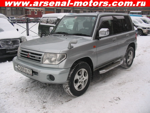 1999 Mitsubishi Pajero iO Pictures