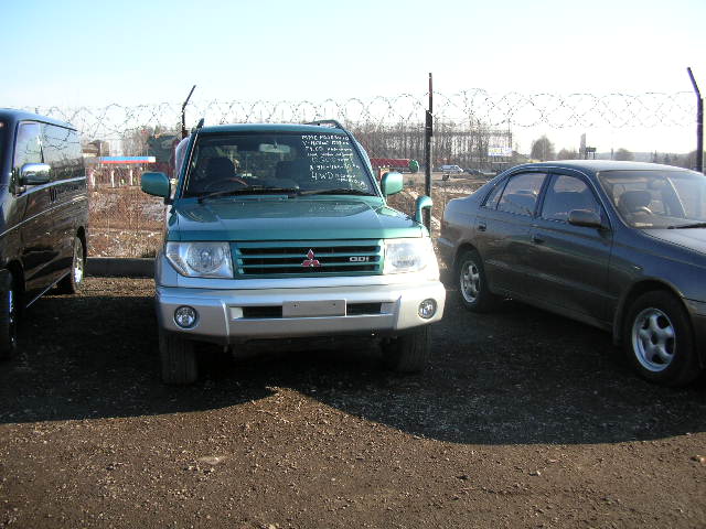 1999 Mitsubishi Pajero iO Pictures