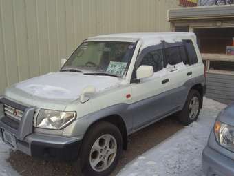 1999 Mitsubishi Pajero iO Photos