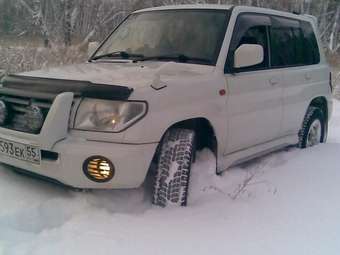 1999 Mitsubishi Pajero iO Photos
