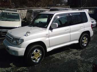 1999 Mitsubishi Pajero iO Pics