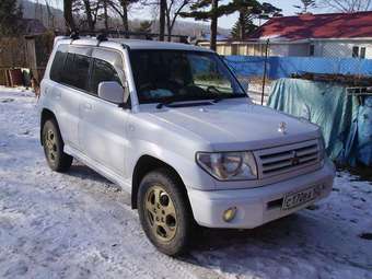 1999 Mitsubishi Pajero iO Photos