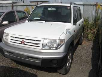 1999 Mitsubishi Pajero iO Photos