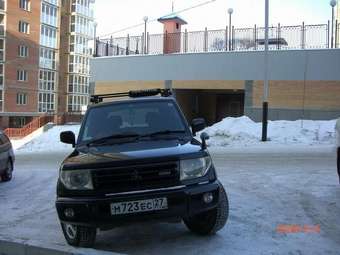 1999 Mitsubishi Pajero iO Photos