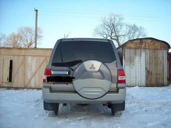 1999 Mitsubishi Pajero iO Photos