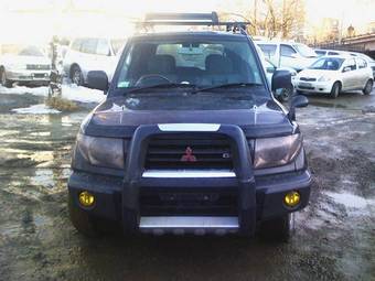 1999 Mitsubishi Pajero iO Pictures